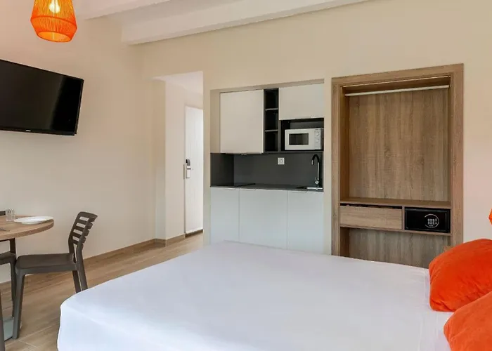 Medplaya Sant Eloi Aparthotel 4*